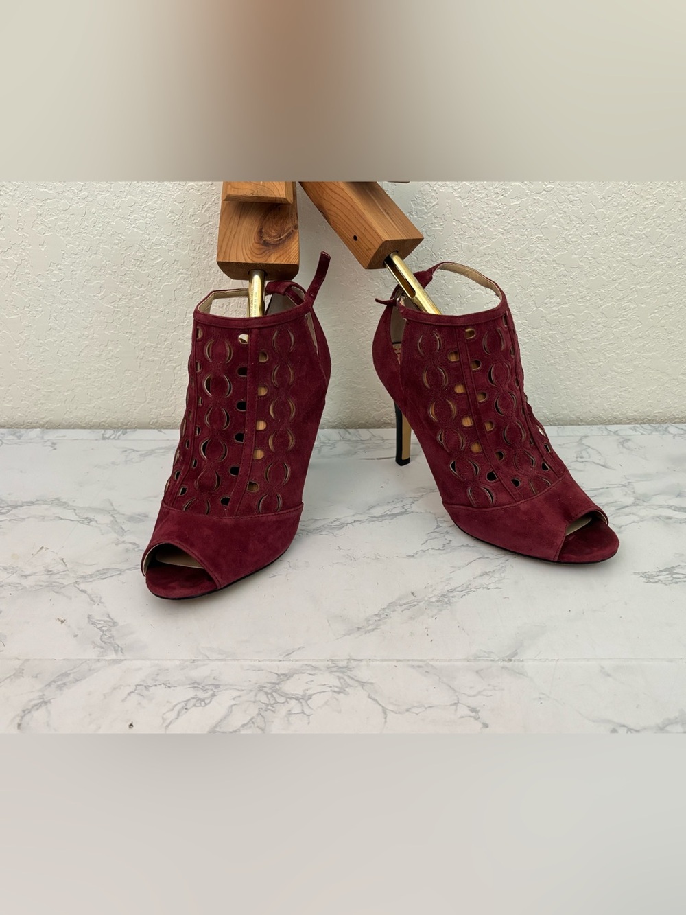 Adrienne Vittadini Grins Sandle Red Suede Leather Suede Heel Sz 8M Open Toe